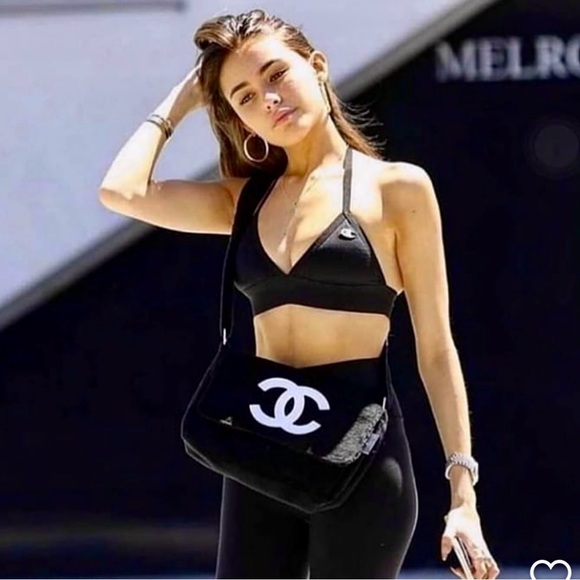 CHANEL Handbags - PRICE DROP 💥💥💥CHANEL Elegant Precision Crossbody Fuzzy Bag